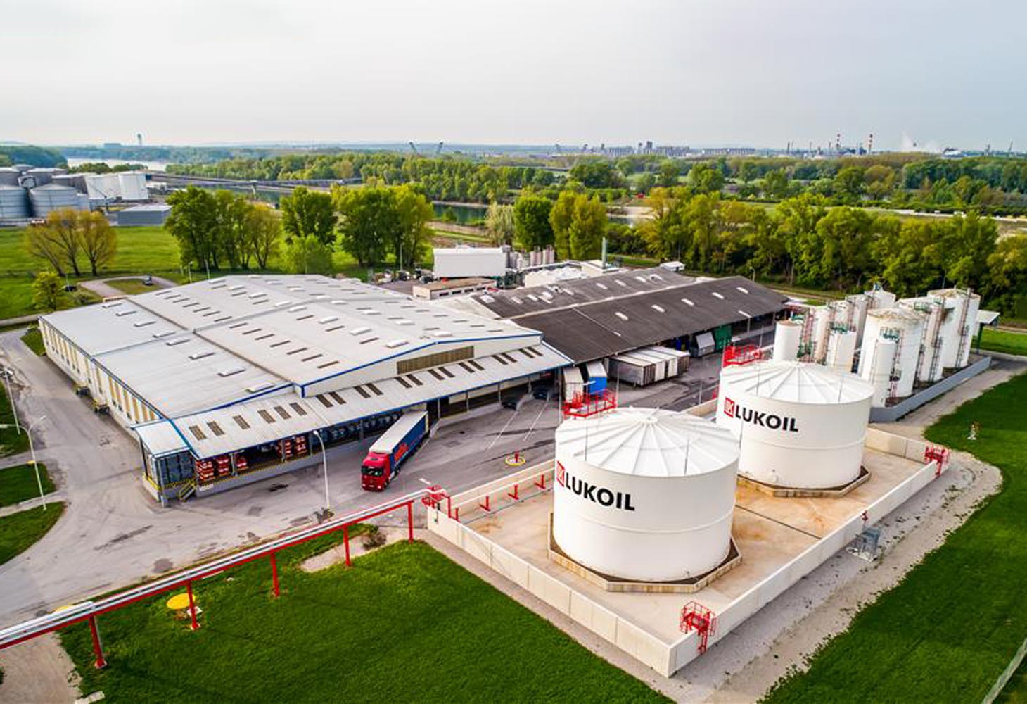 LUKOIL-now-main-lubricant-supplier-for-MANs-German-engine-plant